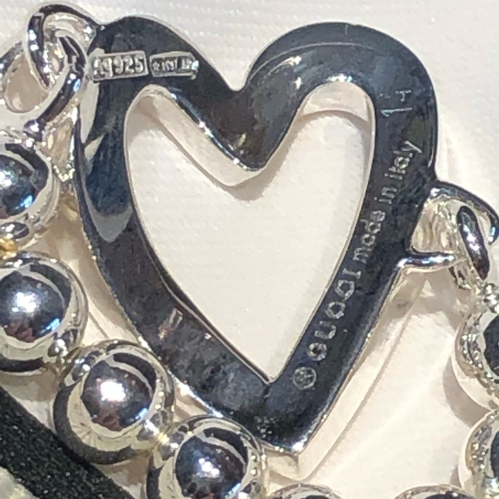 GUCCI Sterling Silver Toggle Heart Ring - Picture 7 of 8